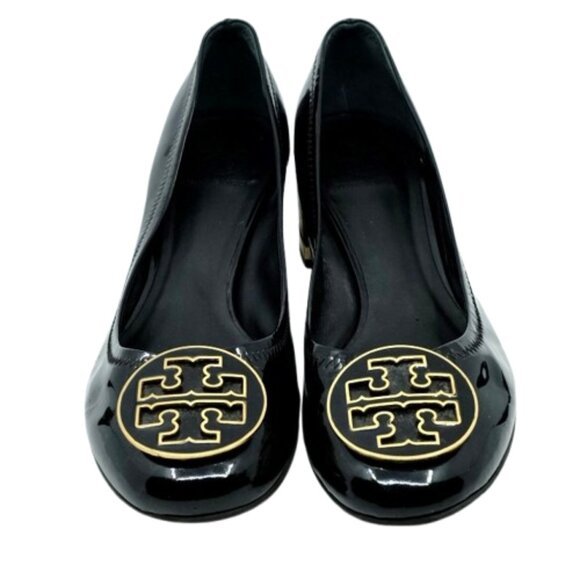 TORY BURCH~Amy Mid-Heel~STACKED PUMP~BLACK PATENT LEATHER GOLD HEEL SIZE 9M - Picture 2 of 7